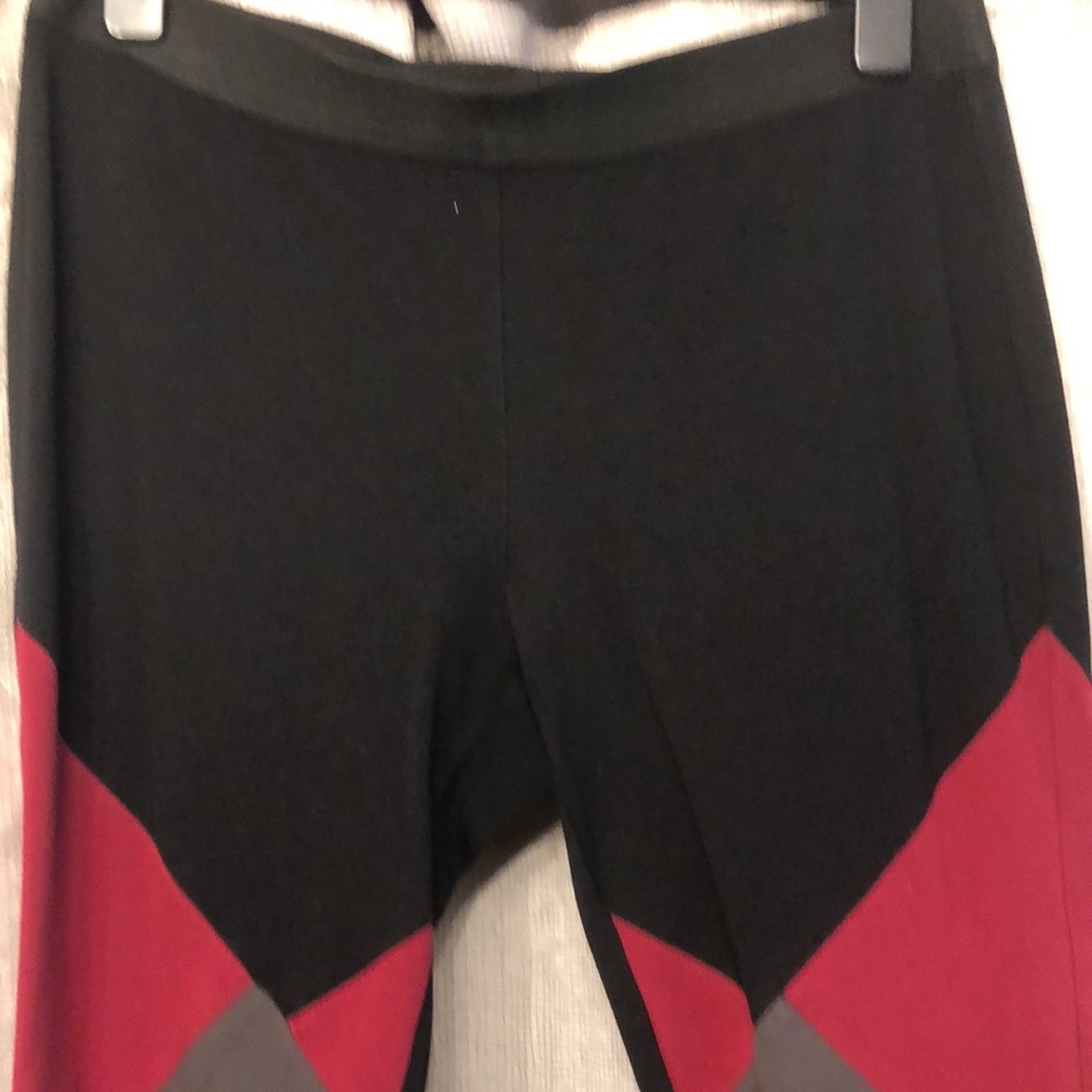 BCBGMAXAZRIA leggings - Picture 4 of 10